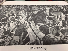 Load image into Gallery viewer, Bear Bryant “The Victory” Collectible Print

