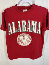 Load image into Gallery viewer, Vintage Alabama Crest T-Shirt Medium
