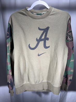 Nike X Alabama Team Issued Camo Crewneck Large - Alabama VTG