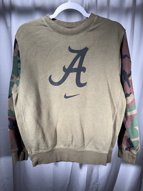 Nike X Alabama Team Issued Camo Crewneck Small - Alabama VTG
