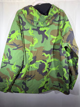 Load image into Gallery viewer, Nike X Alabama Team Issued Camo Windbreaker XXL 2XL - Alabama VTG
