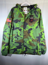 Load image into Gallery viewer, Nike X Alabama Team Issued Camo Zip Up W Hood Large - Alabama VTG
