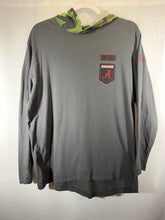 Load image into Gallery viewer, Nike X Alabama Team Issued Grey/Camo Lightweight W Hood Women's Large - Alabama VTG

