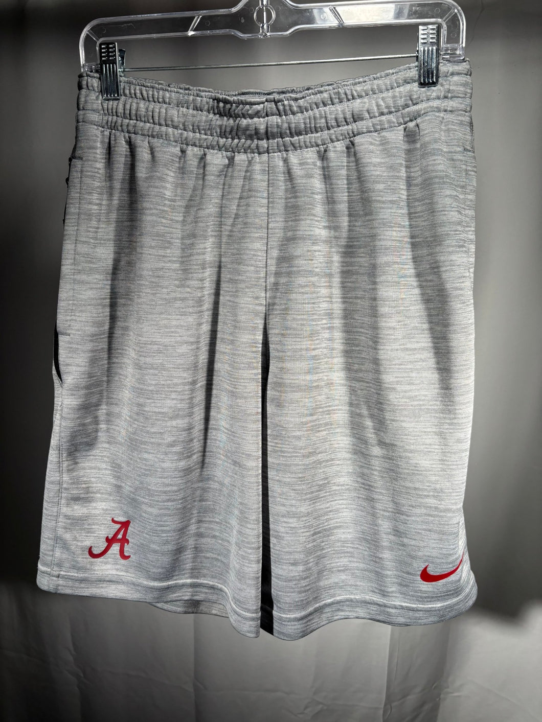 Nike X Alabama Team Issued Gym Shorts Medium - Alabama VTG