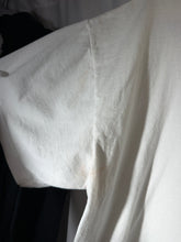 Load image into Gallery viewer, Vintage Alabama Basketball White T-Shirt Large - Alabama VTG
