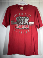Load image into Gallery viewer, Vintage Alabama X Red Oak Crimson T-Shirt Medium - Alabama VTG
