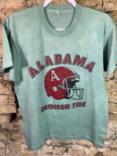 Load image into Gallery viewer, Vintage Alabama T-Shirt Medium
